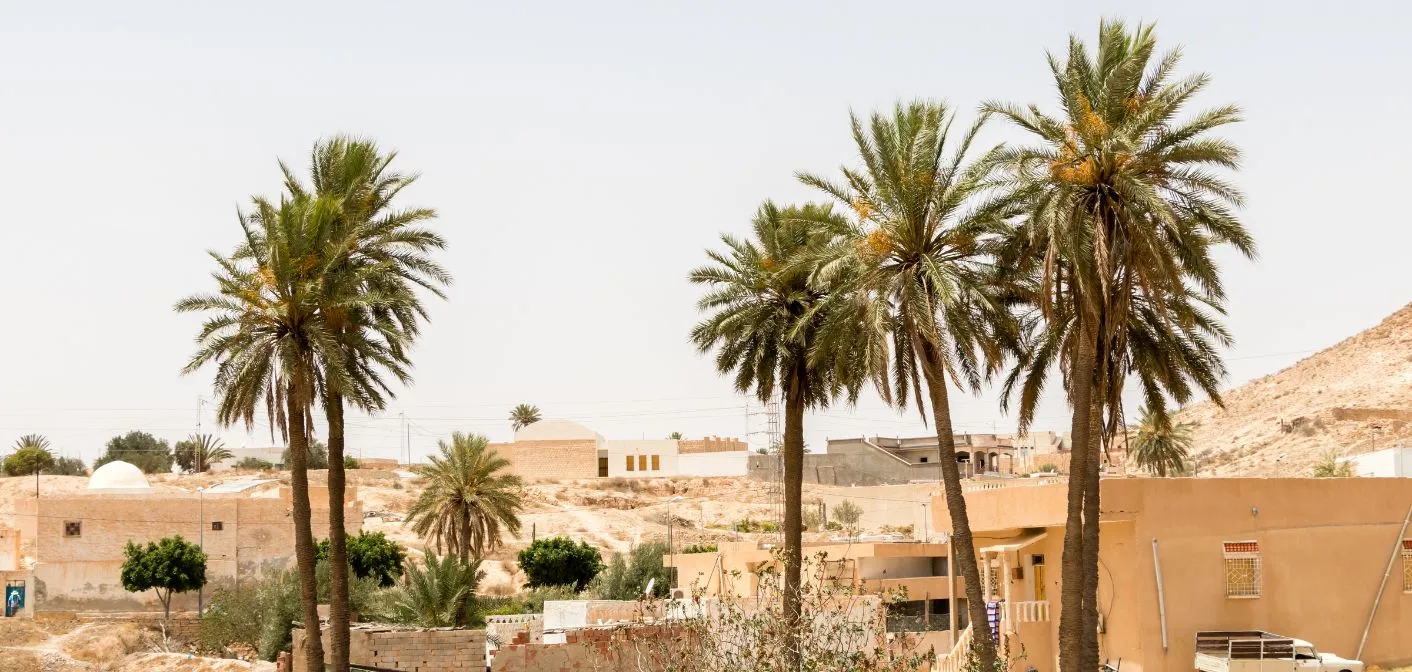 Gabès, Tunisie, art de vivre et déplacements